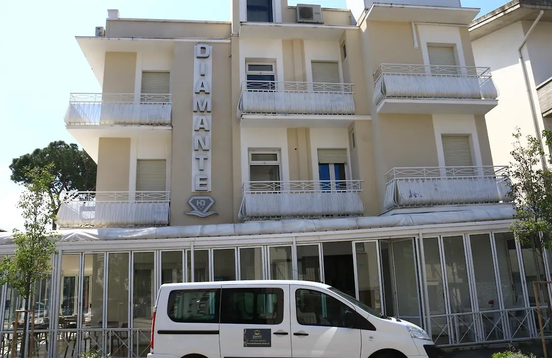 Hotel Diamante-1